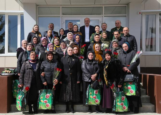 Нурмагомед Задиев поздравил с 8 марта матерей участников СВО