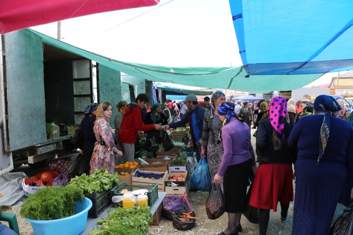 Сельскохозяйственная ярмарка прошла в Хунзахском районе