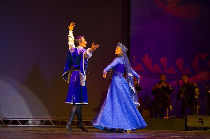 Ансамбль «Лезгинка» принял участие в праздновании Дня народного единства в Москве