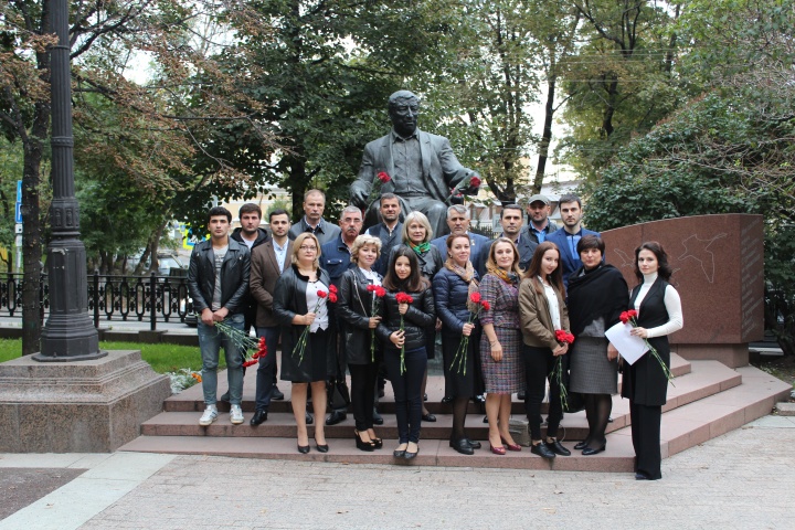 В Москве вспоминали великого поэта Расула Гамзатова