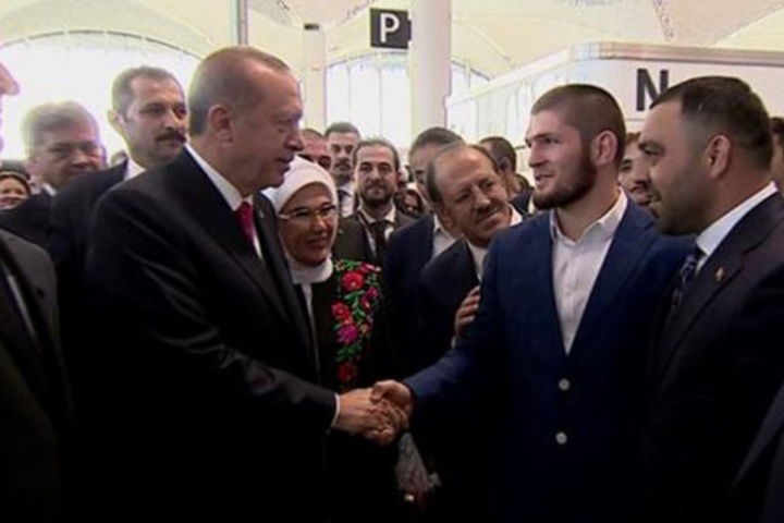 Президент Турции Реджеп Тайип Эрдоган пригласил в Стамбул дагестанского бойца Хабиба Нурмагомедова