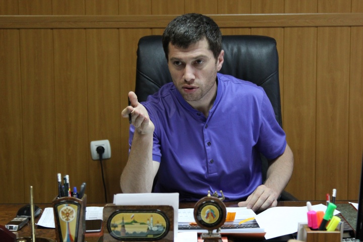 Шамиль Аммаев провел совещание по приоритетным проектам развития РД