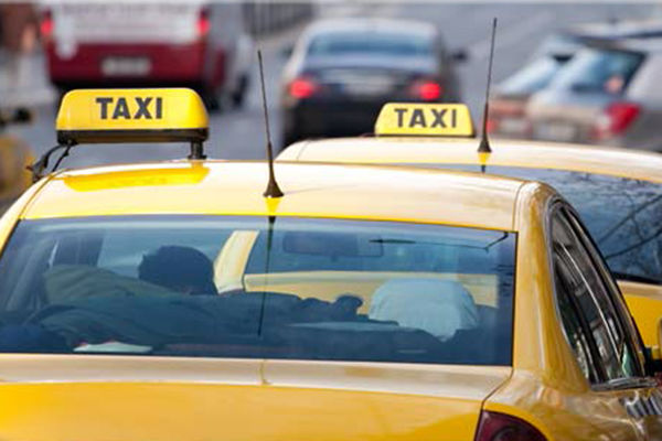 Роспотребнадзор принимает жалобы на работу такси в Дагестане