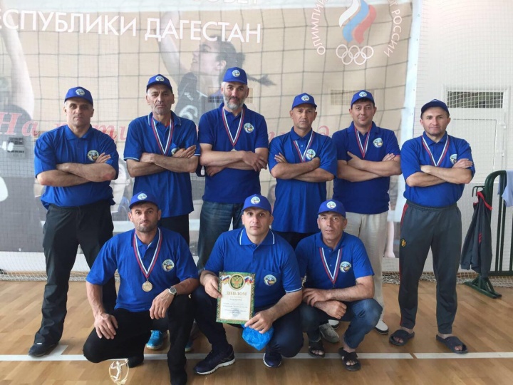 Команда волейболистов Хунзахского района стала серебряным призеров чемпионата Дагестана