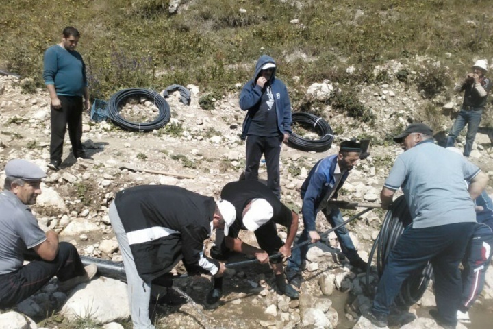 В Хунзахском районе отремонтировали водопровод Сиух – Мушули