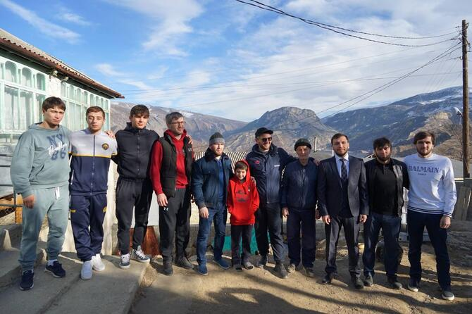 Именитые борцы Республики Дагестан посетили Хунзахский район