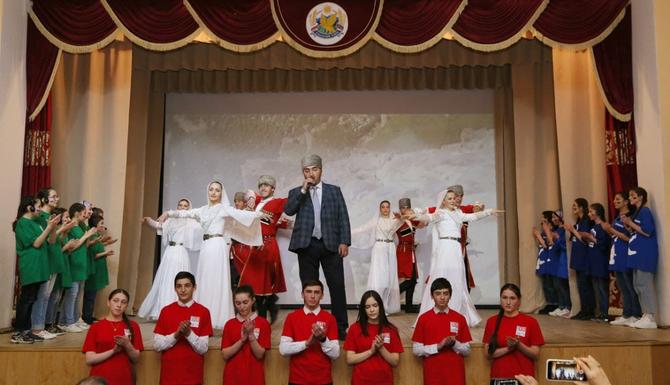 В Хунзахском районе состоялась торжественная церемония открытия Года 100-летия образования Дагестанской АССР