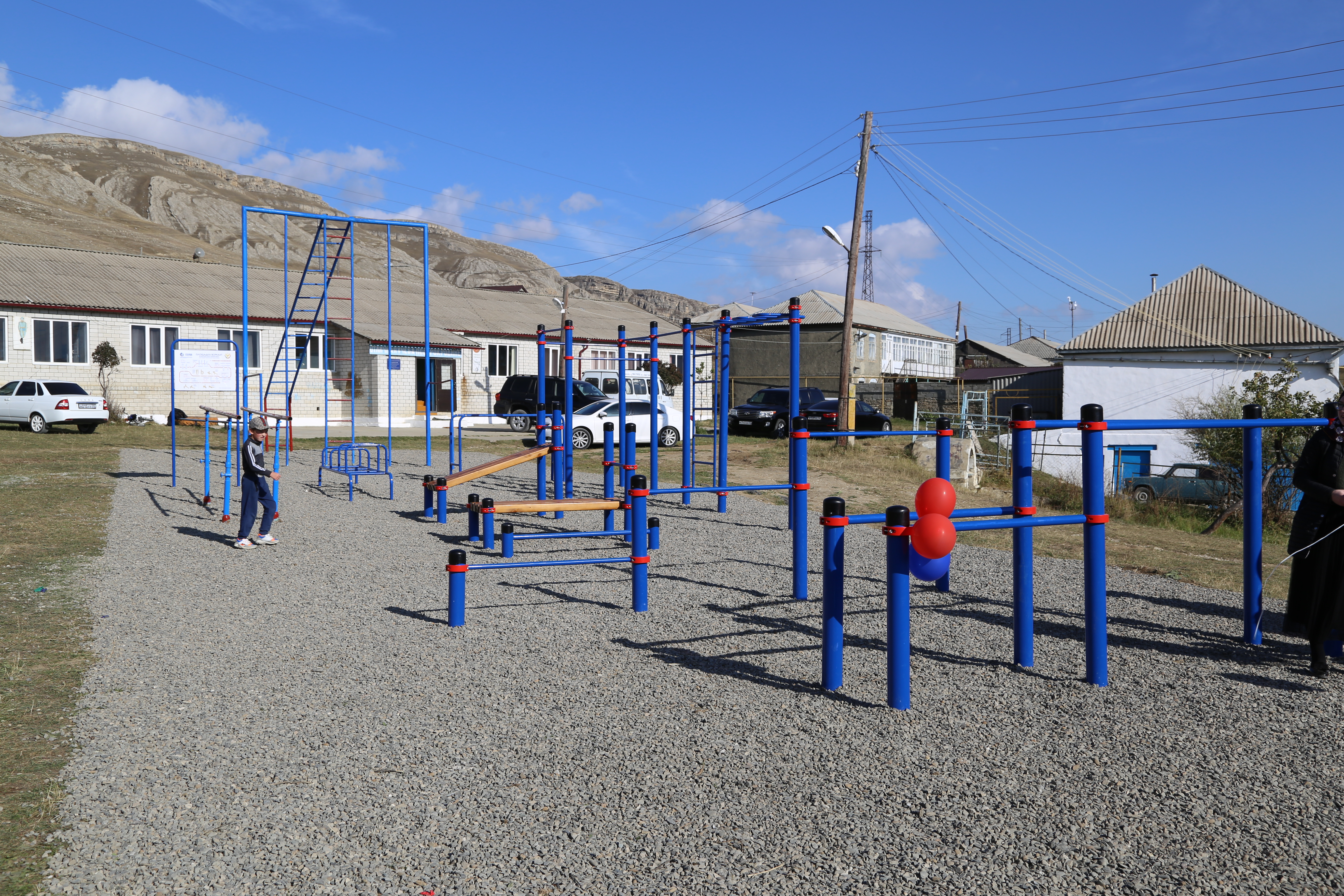 В Хунзахском районе в селении Обода завершили строительство воркаут площадки