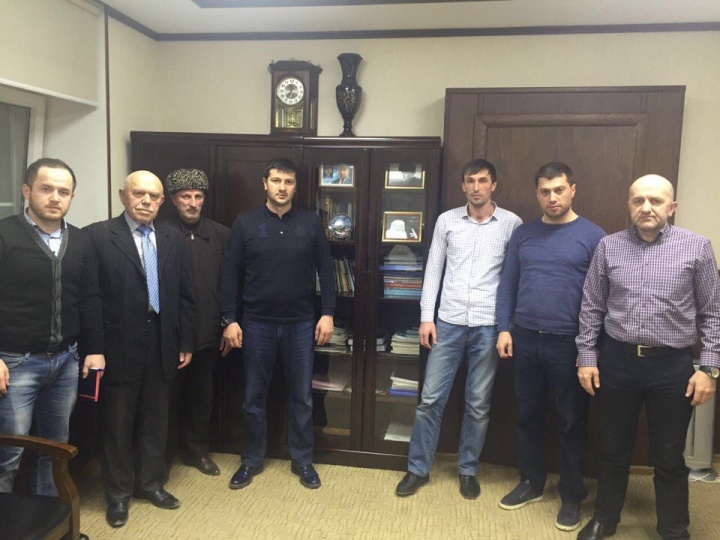 Саид Юсупов встретился с активистами - общественниками района