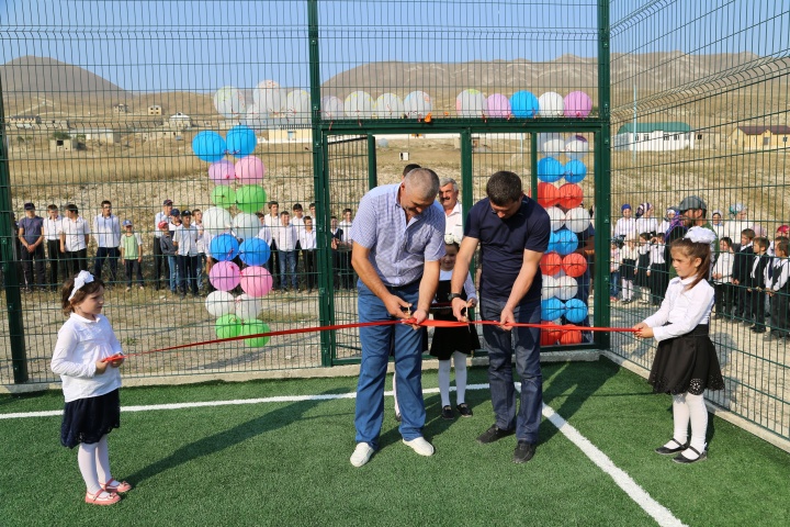В Хунзахском районе открыли новое футбольное поле