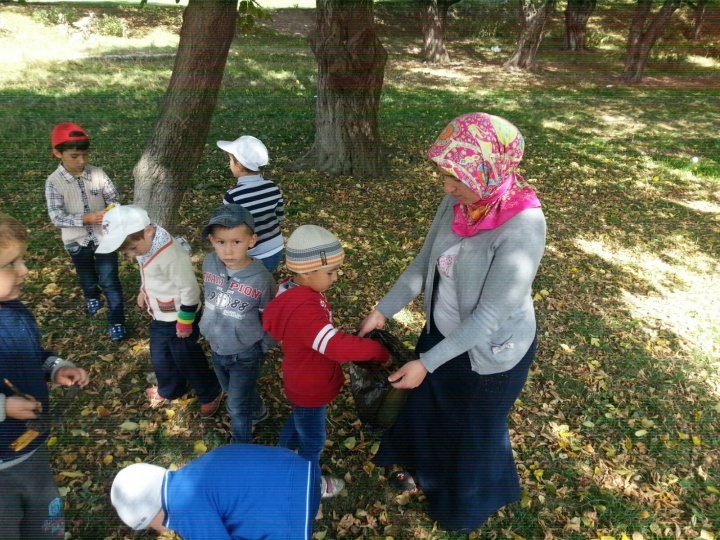 Экологическую акцию провели в Хунзахском детском саду №1. 09.10.2015г.