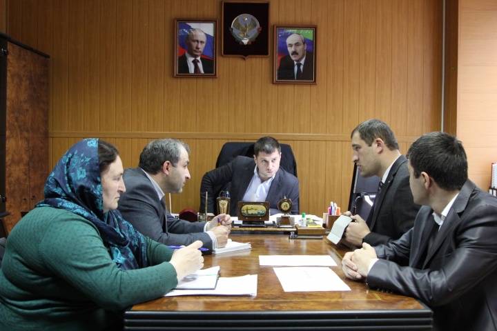 В администрации района состоялось совещание по  реализации приоритетных проектов. 04.04.2016г.