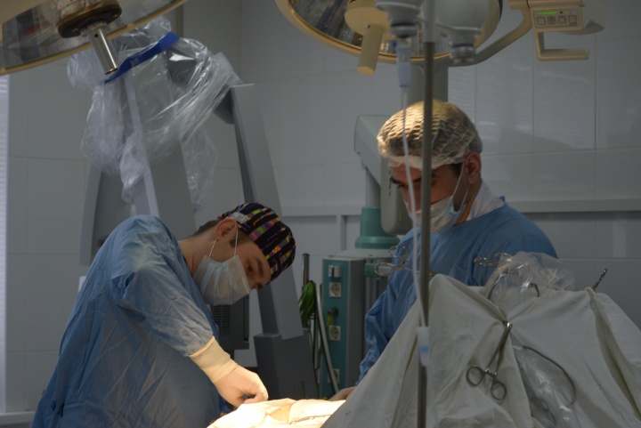 Уникальные микрохирургические операции стали проводить дагестанские врачи