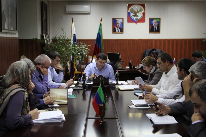 Саид Юсупов провел совещание по приоритетным проектам. 28.10.2015г.