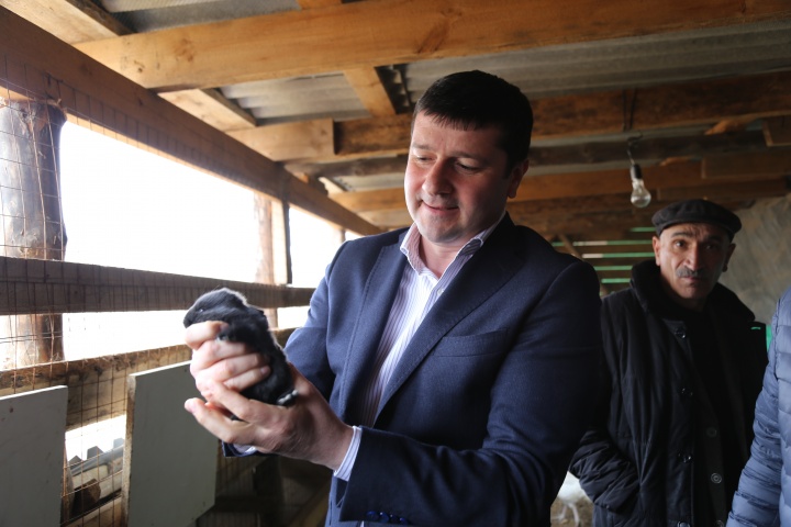 Глава Хунзахского района Саид Юсупов посетил фермерское хозяйство в селе Гоцатль