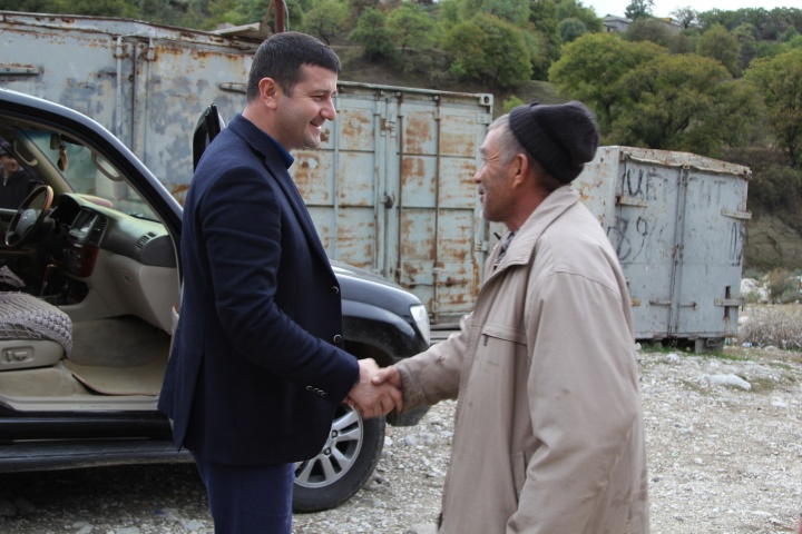 Саид Юсупов с рабочим визитом посетил Хиндахское сельское поселение