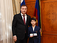 Юный школьник по приглашению Заура Аскендерова попробовал себя в роли депутата